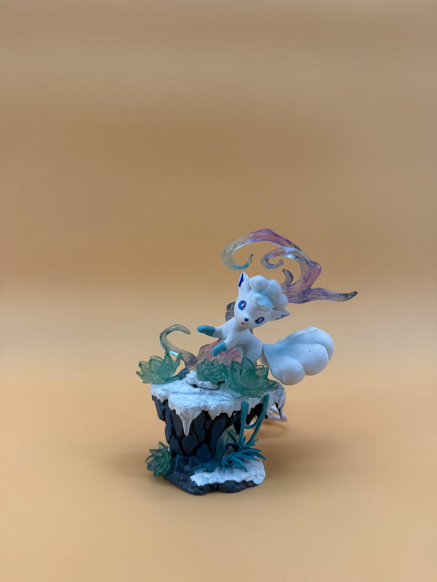 5" Alolan Vulpix statue USB desk lamp with a magical design.
