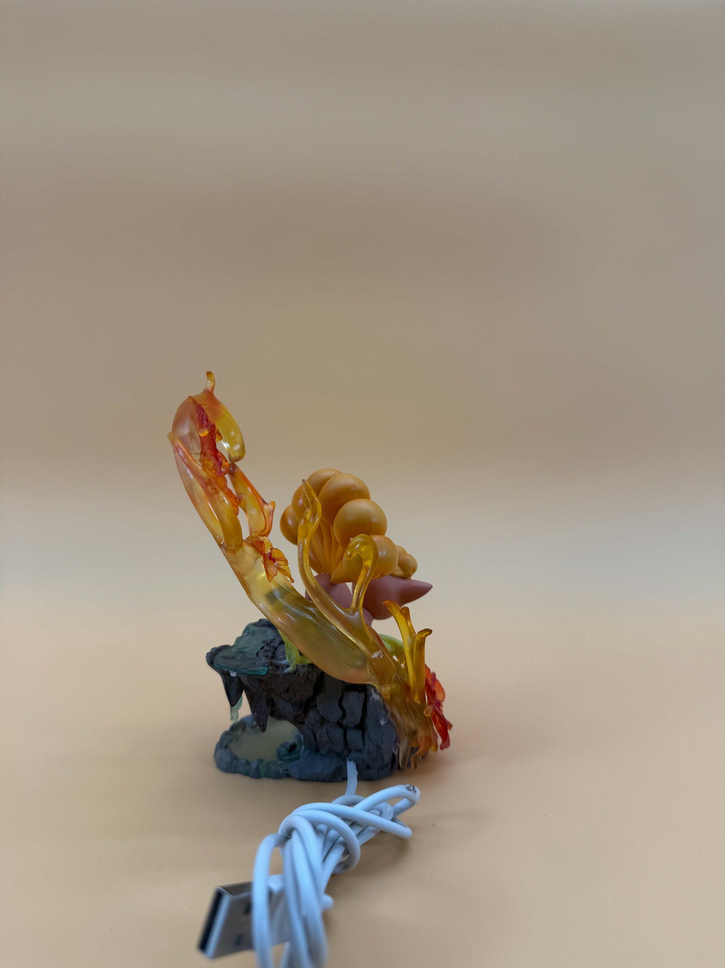 5" Vulpix Statue USB desk lamp with built-in cord on display.