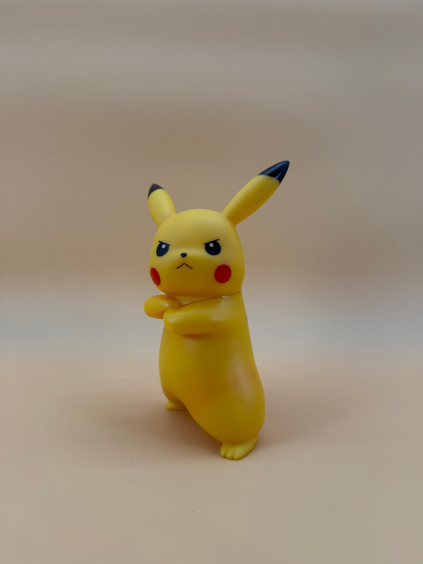 7" Angry Pikachu Statue USB Desk Lamp Light – Limited Edition Pokémon Decor