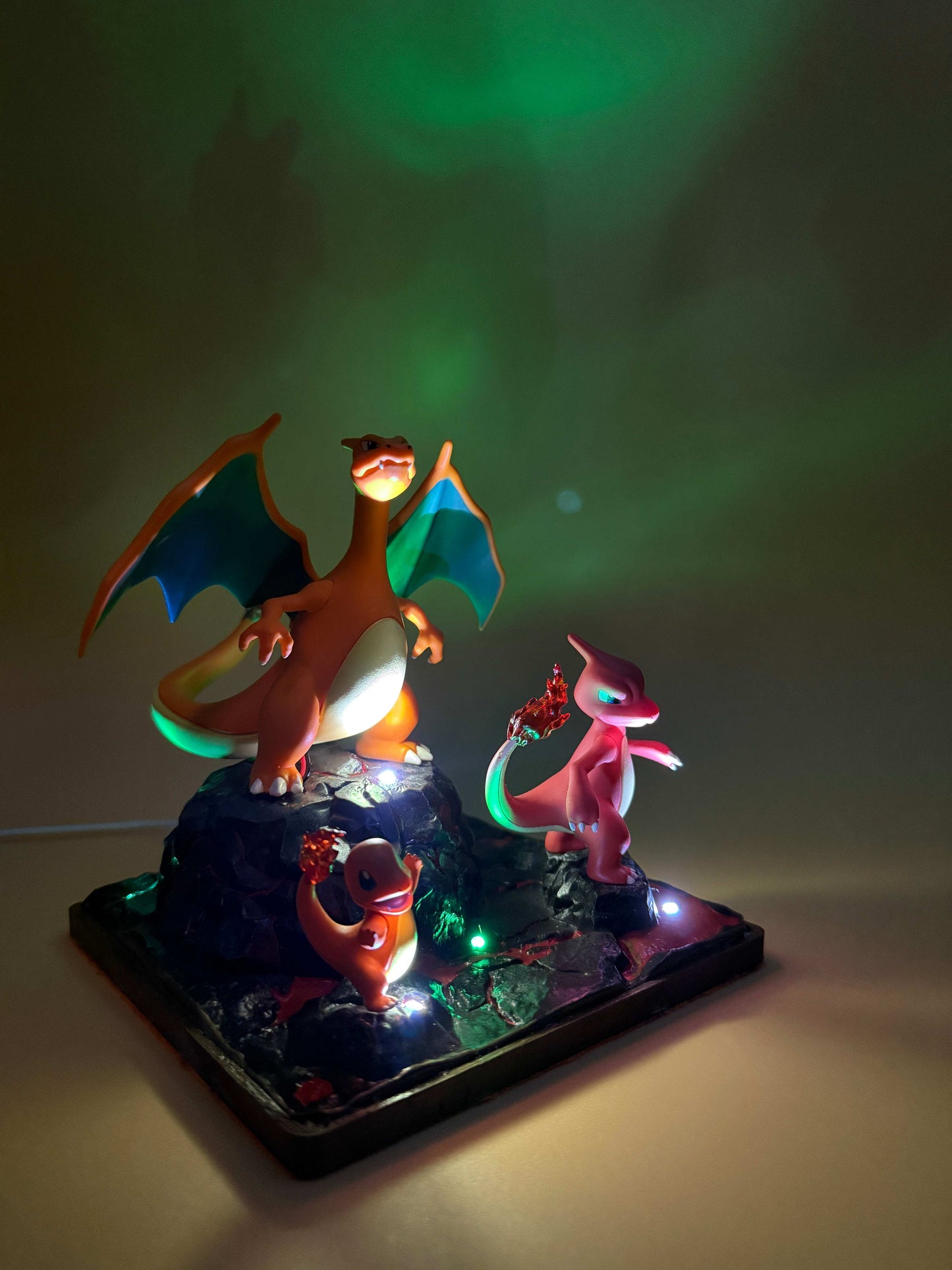 6" Charizard Charmeleon Charmander USB Desk Lamp Light with square base displaying Pokemon figures.