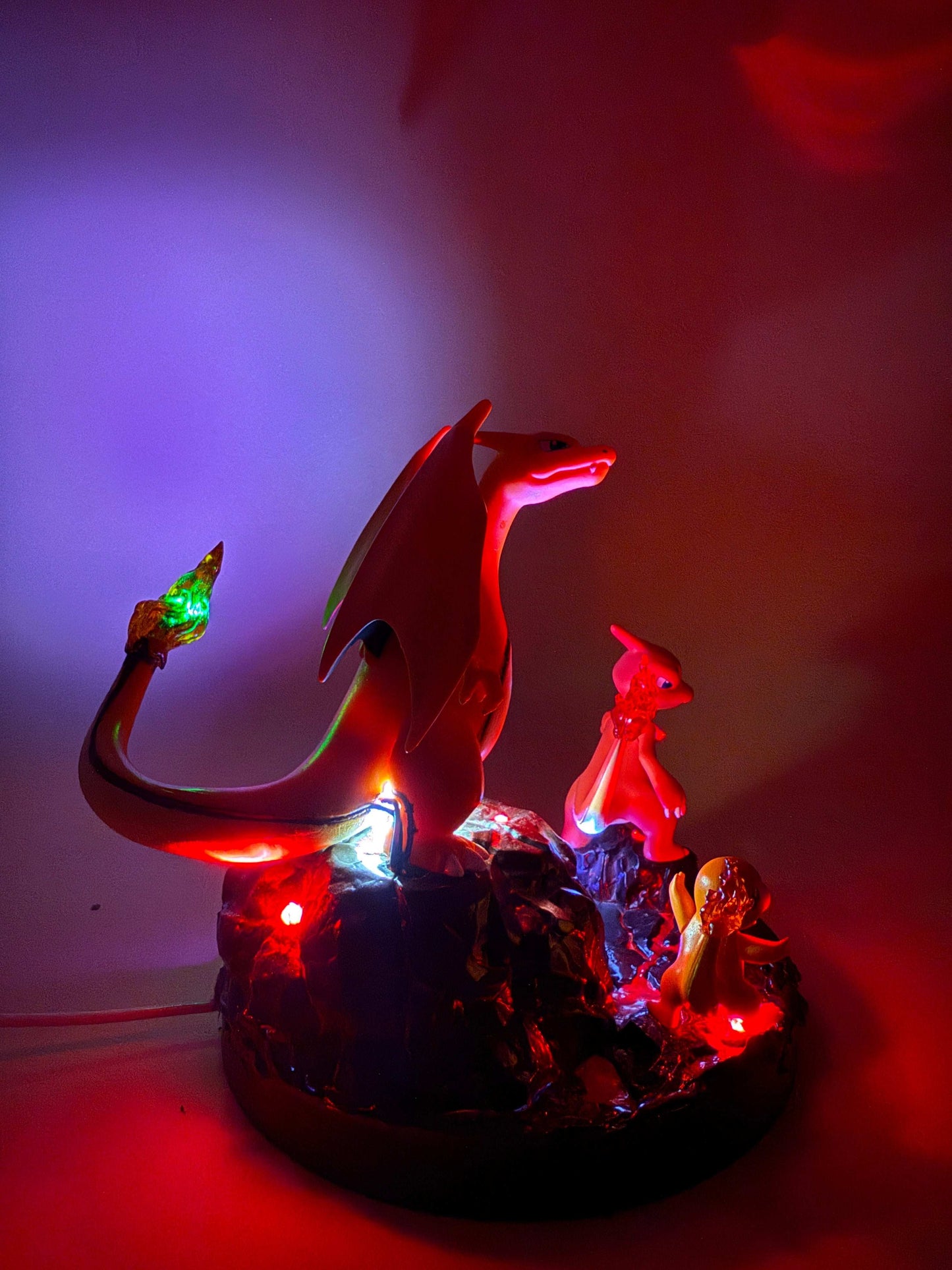 Charizard Charmeleon Charmander round desk lamp with USB, glowing in the dark.