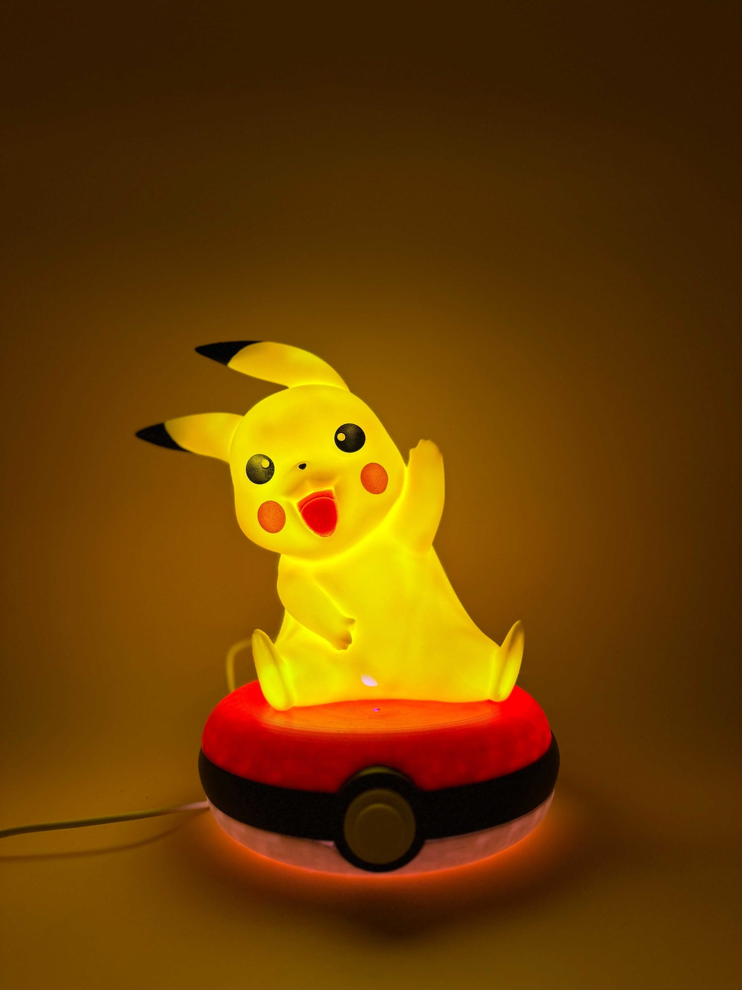 Pikachu Pokeball desk lamp with USB, 8-inch glowing statue.