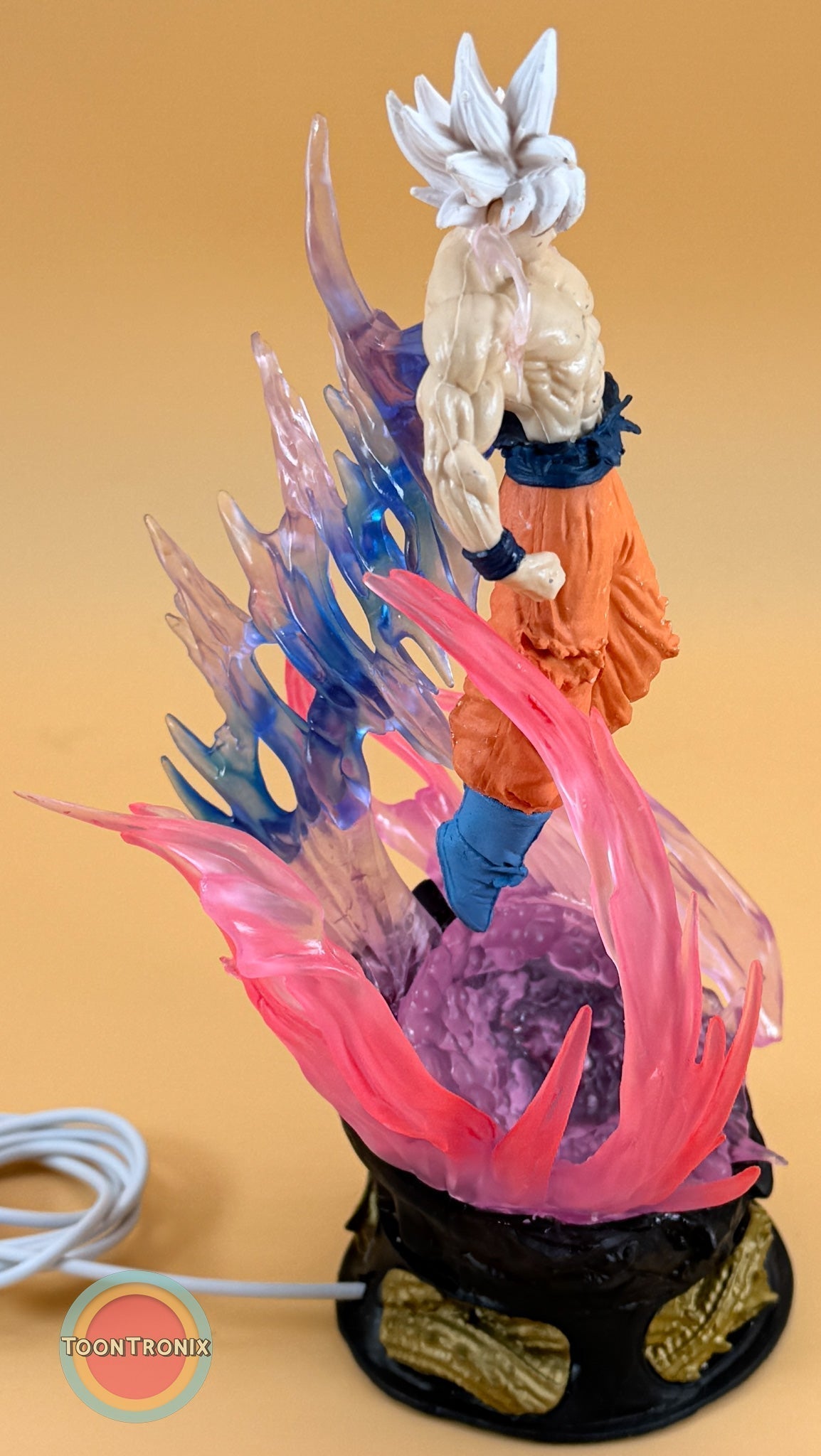 9" Dragonball Z Goku statue USB desk lamp with glowing energy effect and built-in USB cable on black base