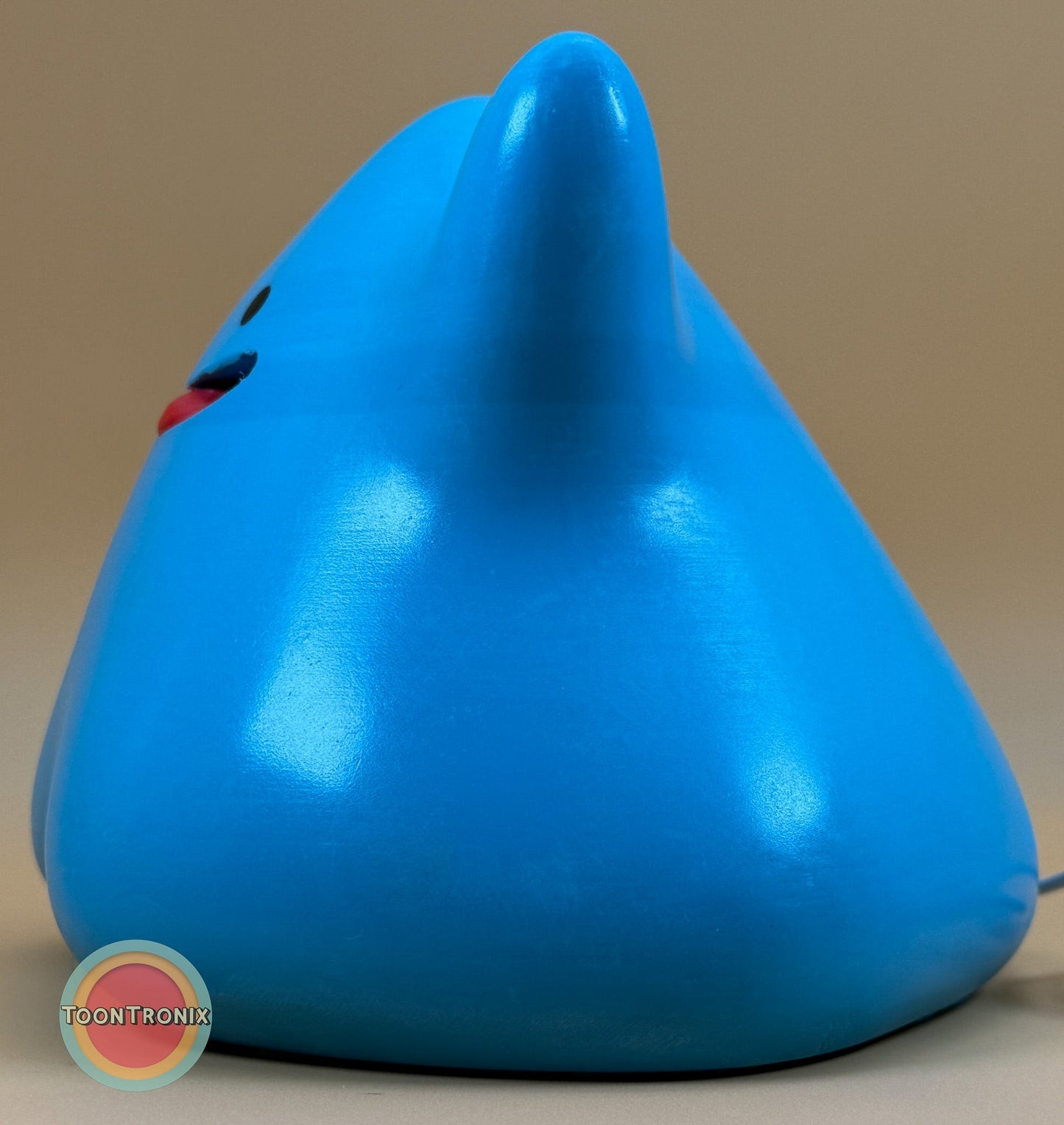 6" Ditto Desk Lamp in blue with USB cord and wood-like finish, limited edition with production issue band across mouth.