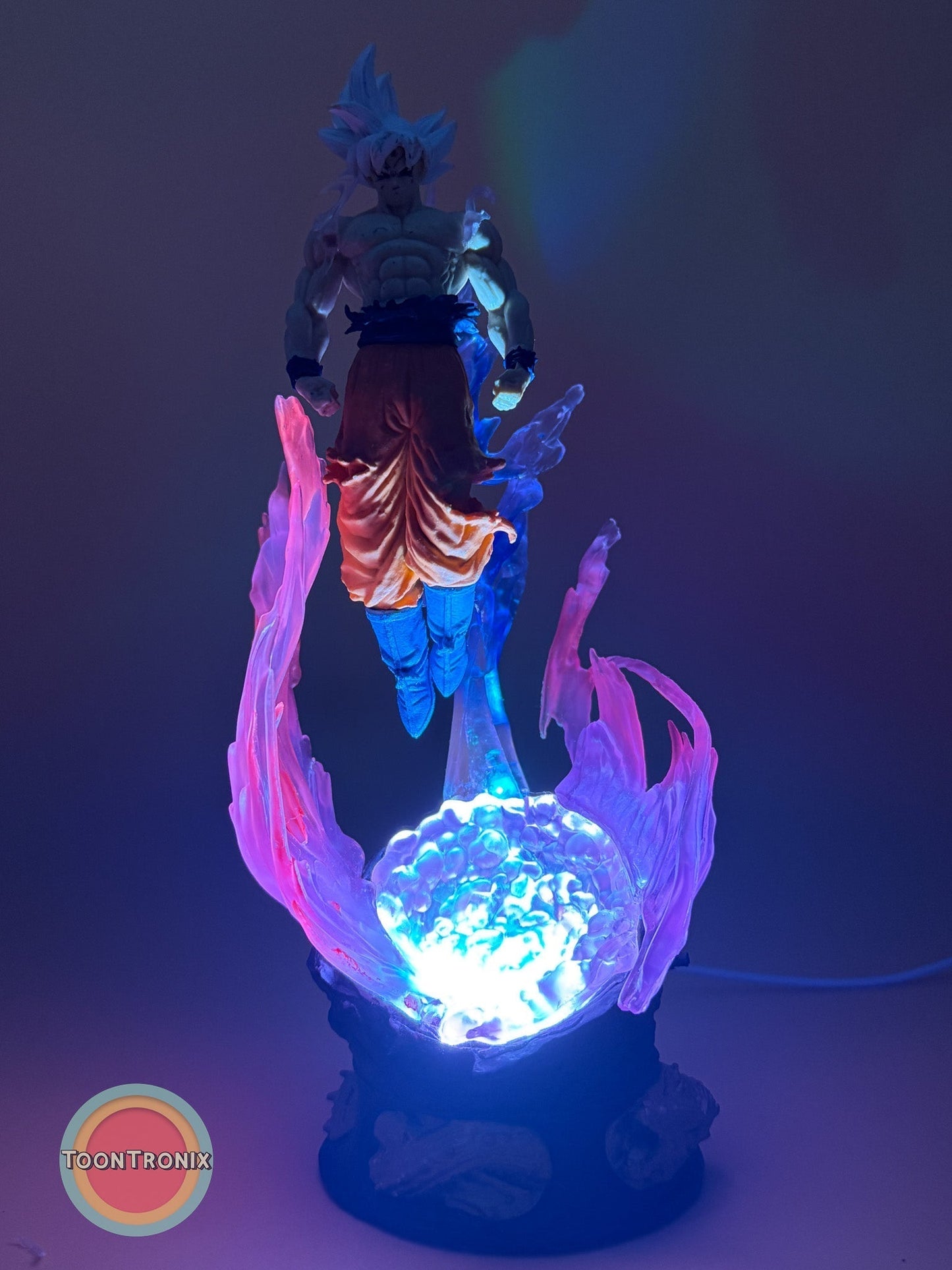 9" Dragonball Z Goku statue desk lamp with USB cord and colorful LED light effects
