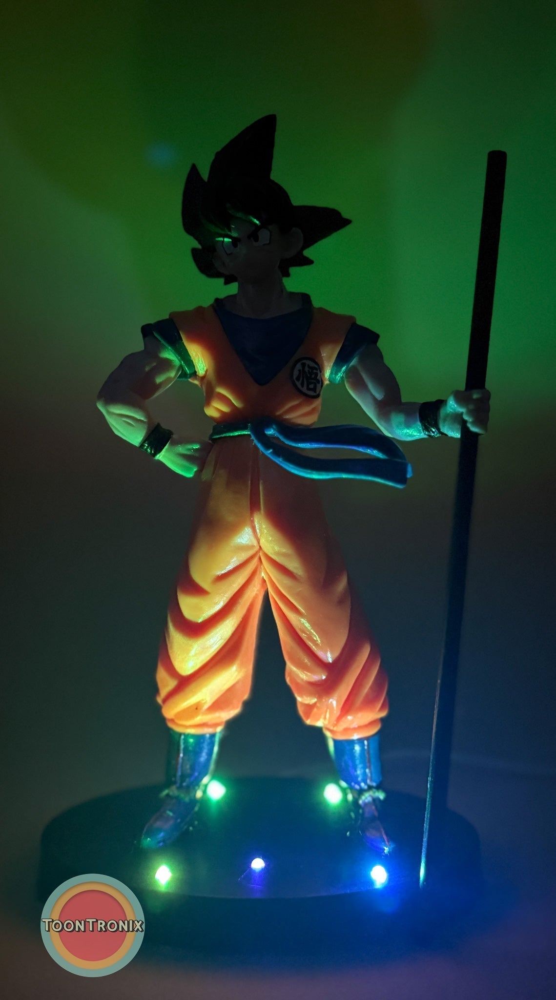 8" Dragonball Z Goku statue USB desk lamp glowing with multicolor lights