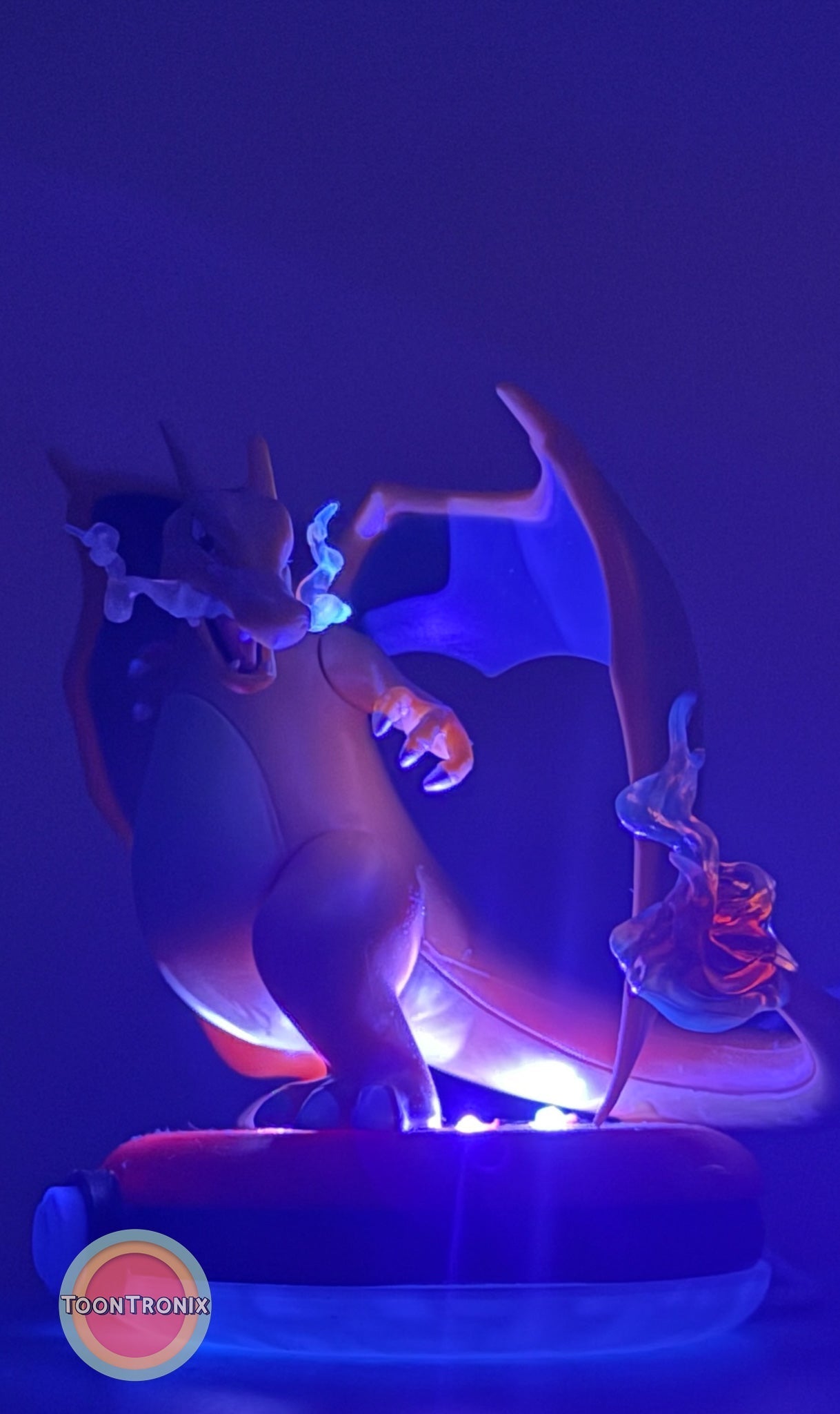 4" Charizard Pokemon statue USB desk lamp glowing blue and orange light