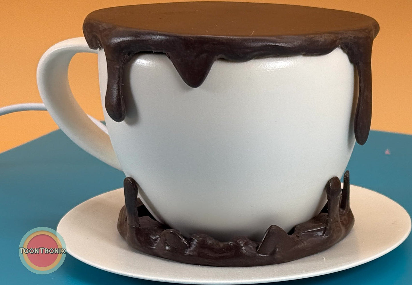 6 or 9 inch coffee cup desk lamp with chocolate drip design and USB power cord