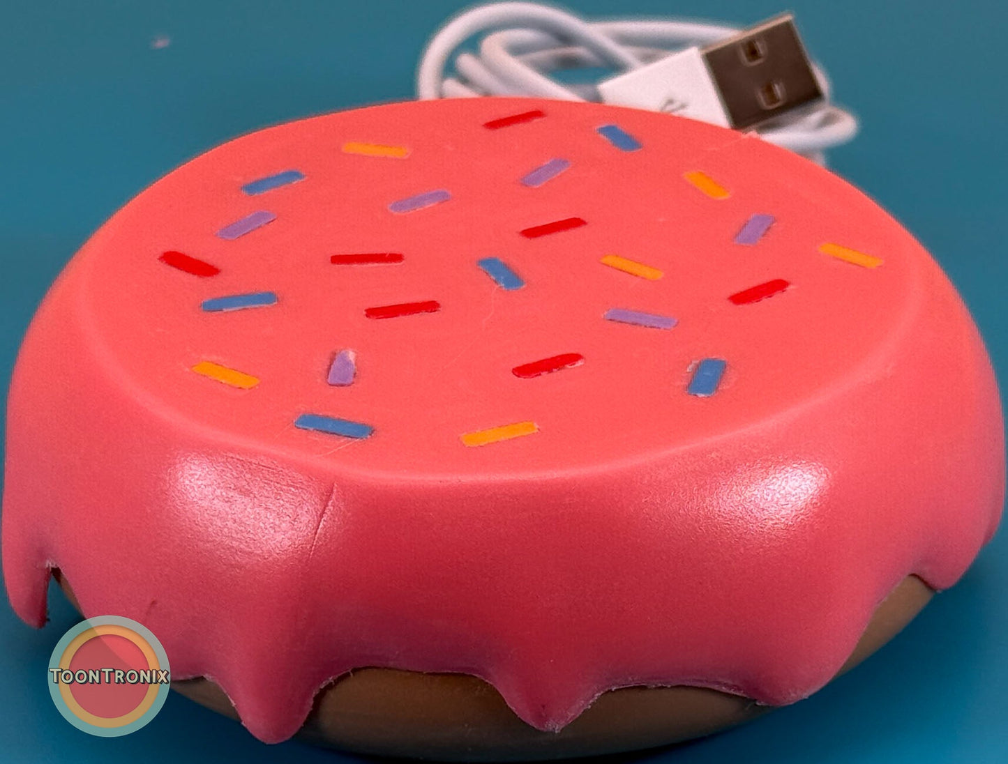 6 or 9 inch flat donut-shaped LED desk lamp with colorful sprinkles and USB power cord