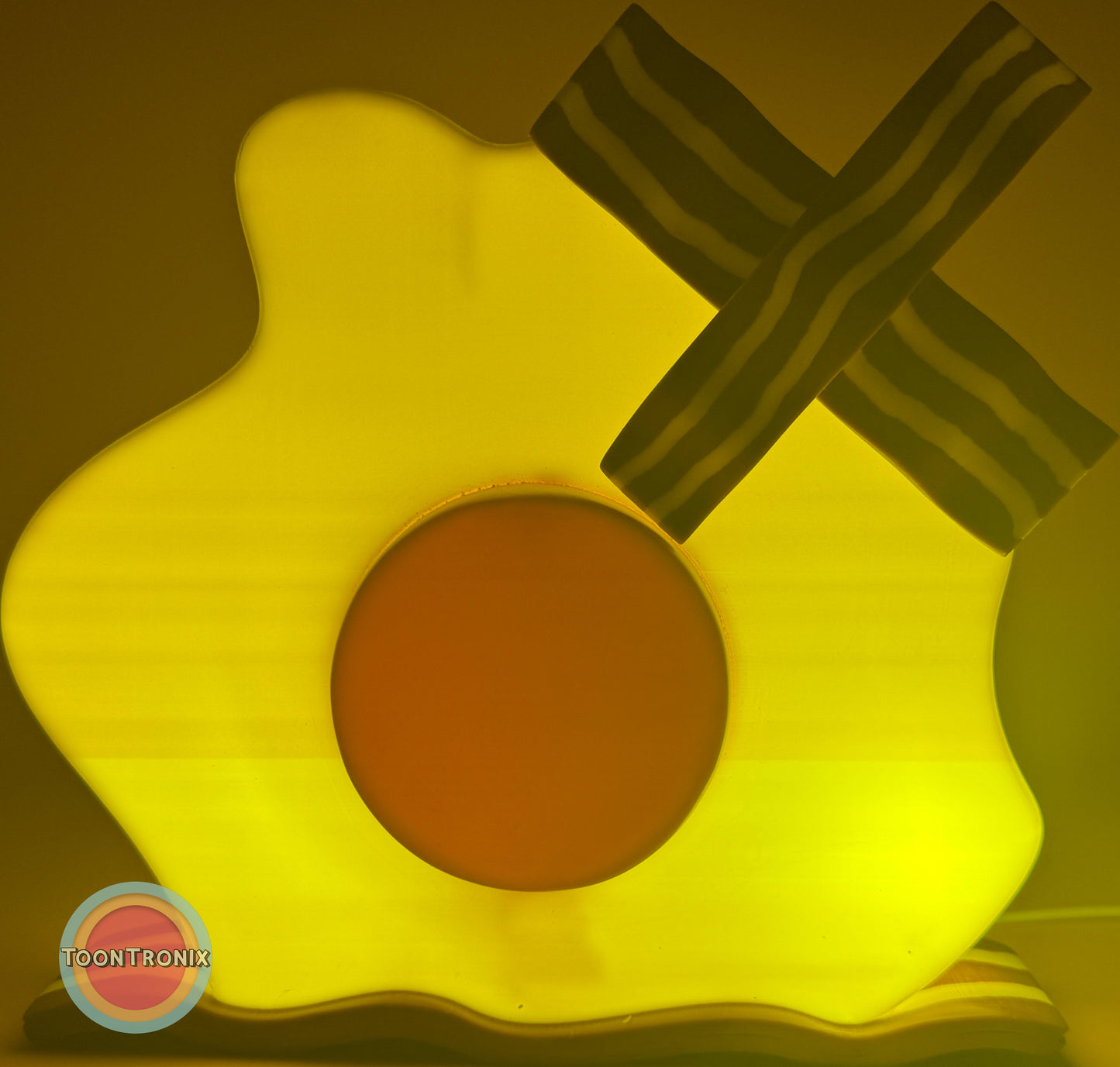 LED desk lamp shaped like cartoon-style eggs and bacon with USB power and wood-like finish