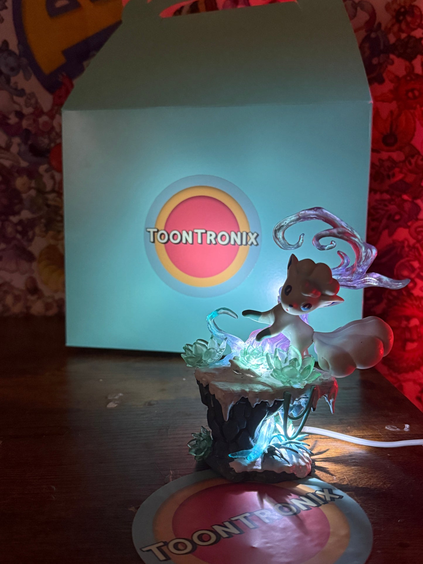 5" Alolan Vulpix USB desk lamp with LED light and decorative base