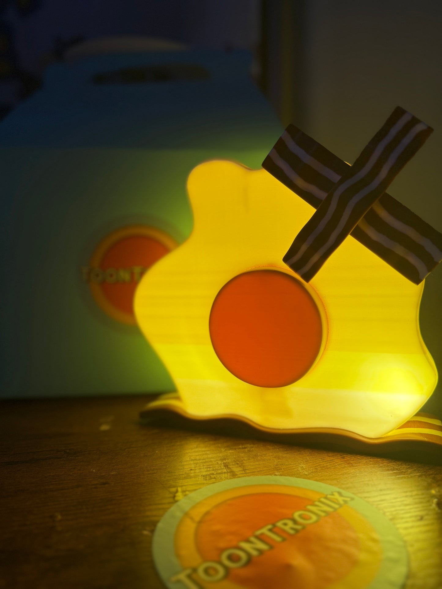 Eggs & Bacon Desk lamp light with LED cartoon design and built-in USB power