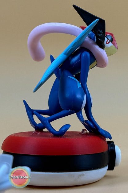 3" Greninja Pokémon statue USB desk lamp on Pokéball base