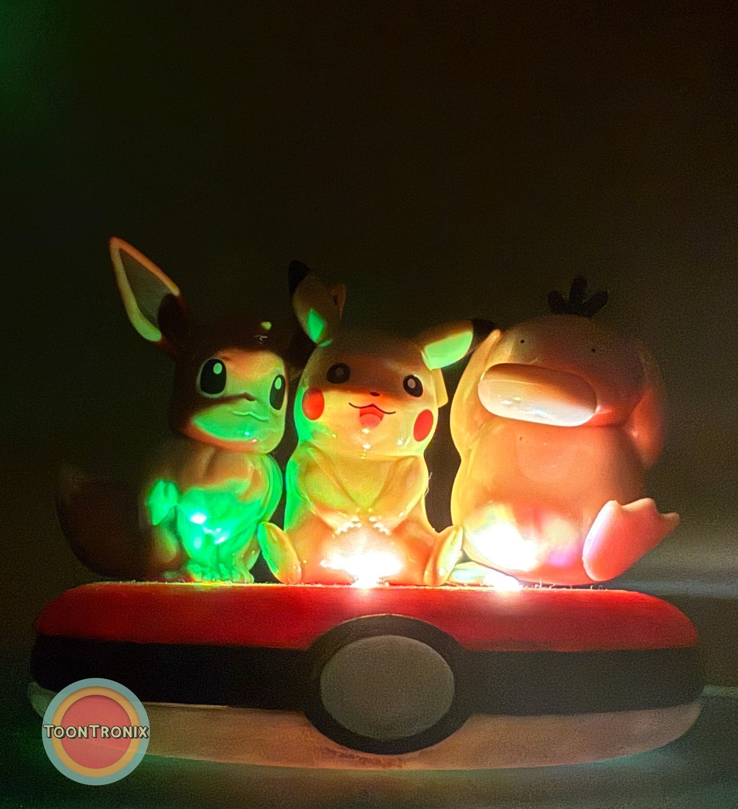3" Eevee Pikachu Psyduck friends Pokemon statue USB desk lamp glowing on Pokeball base