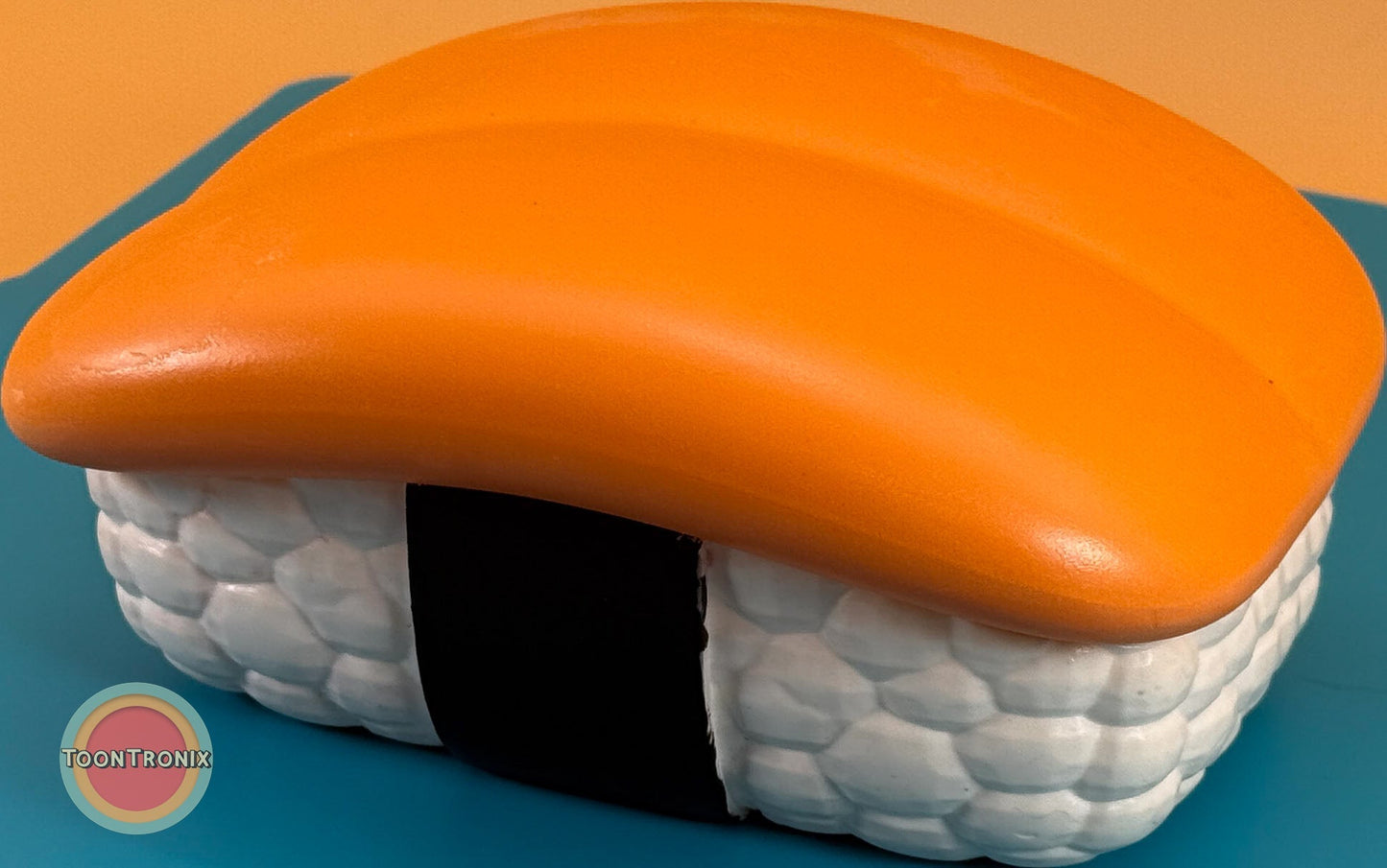 6 or 9 inch sushi desk lamp with vibrant retro cartoon design and built-in USB cord