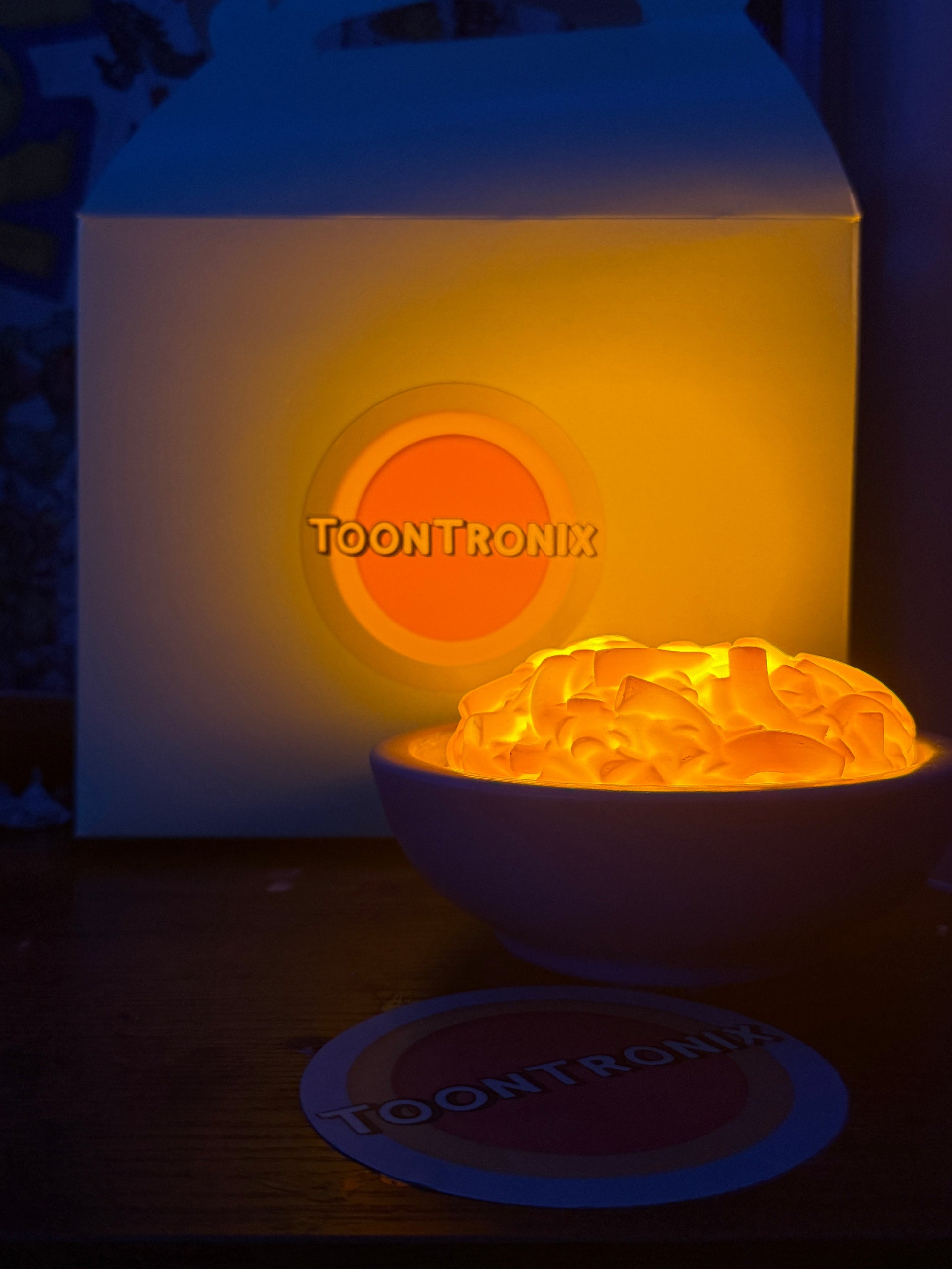 Glowing Mac & Cheese Desk Lamp with USB powered LED light and wood-like finish