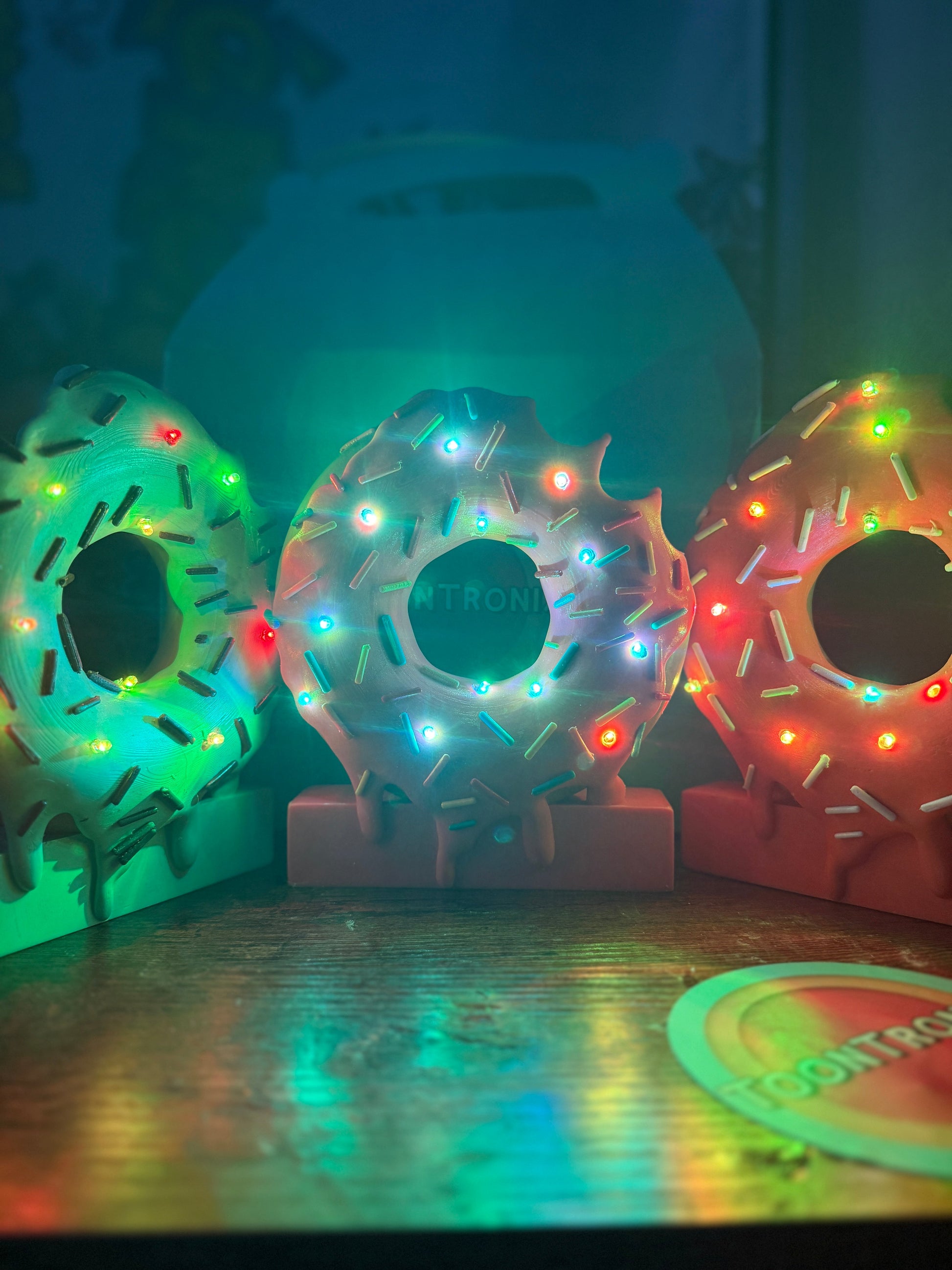 6" or 9" donut shaped USB LED desk lamps with colorful sprinkles and retro cartoon design
