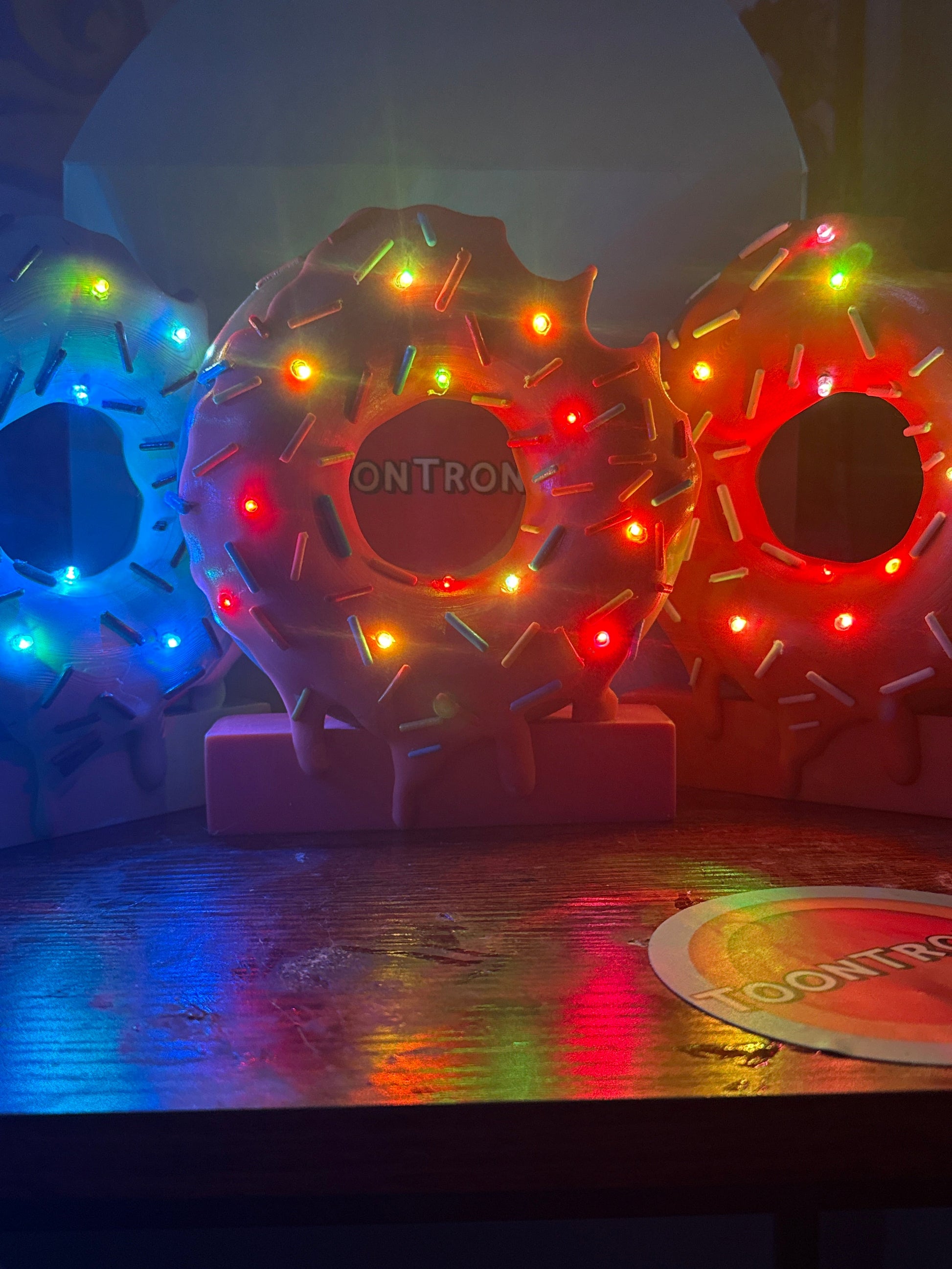 LED donut desk lamps with colorful sprinkles in 6" or 9" sizes, USB powered cartoon decor